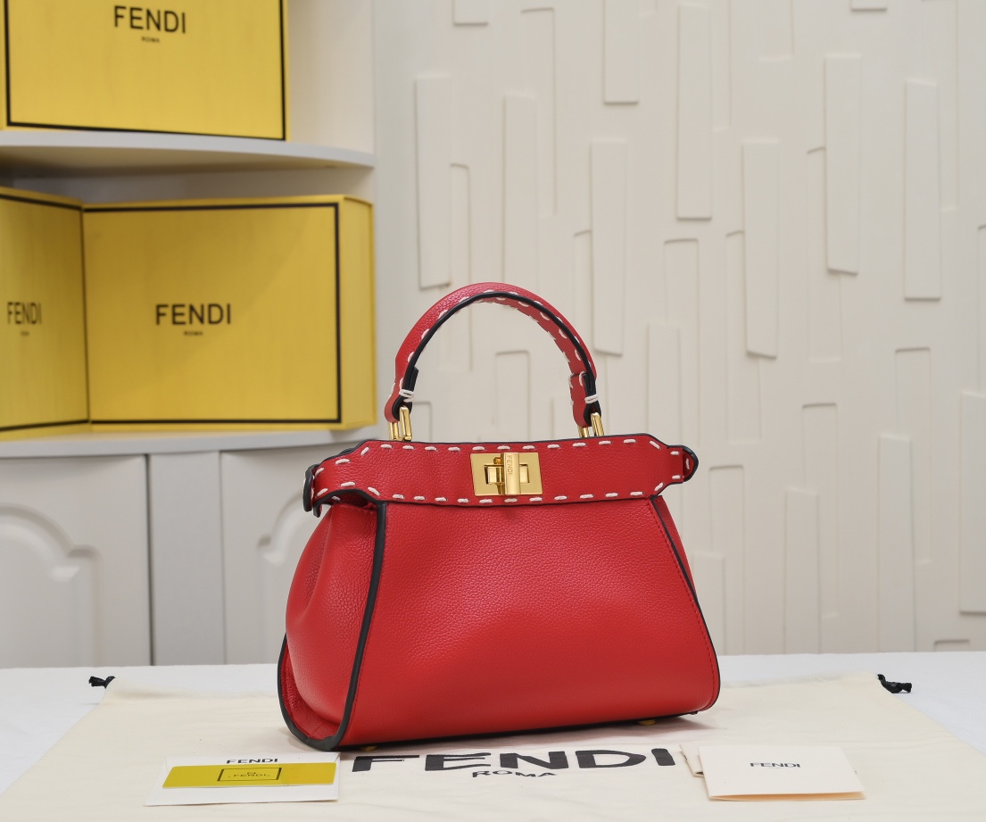 【Fendi】Peekaboo ISeeU 23*18*8CM
