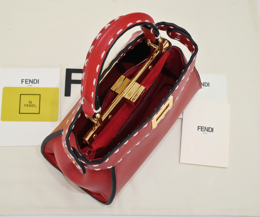 【Fendi】Peekaboo ISeeU 23*18*8CM