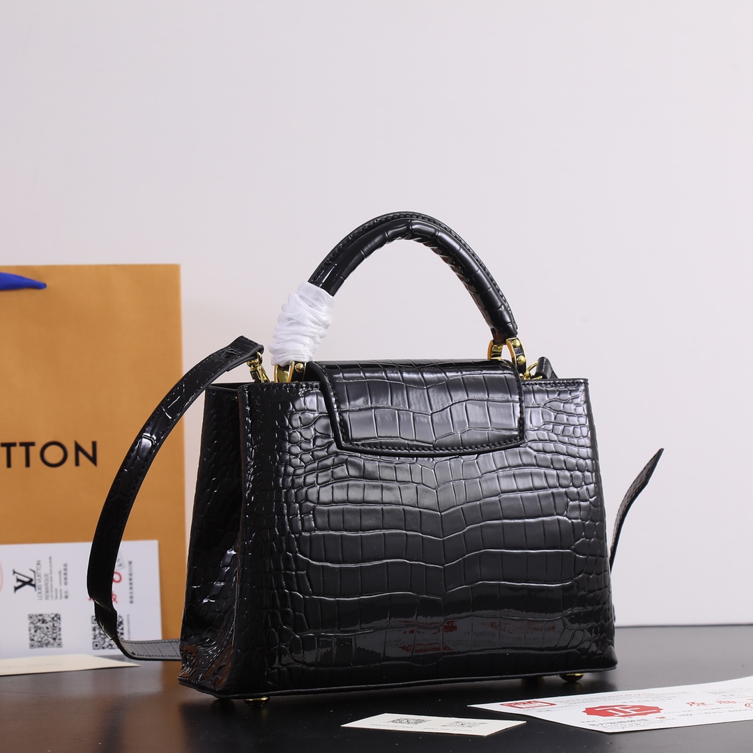 【LOUIS VUITTON】Capucines bb  27X18X10CM