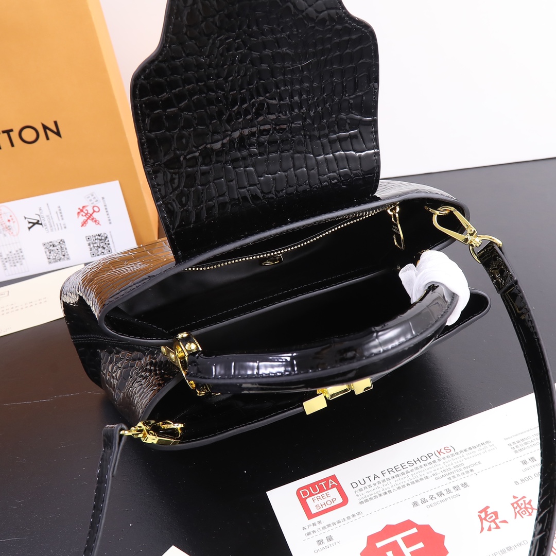 【LOUIS VUITTON】Capucines bb  27X18X10CM