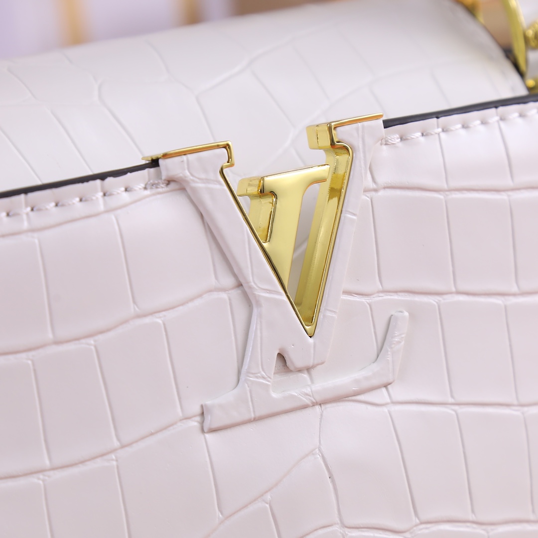 【LOUIS VUITTON】Capucines bb  27X18X10CM