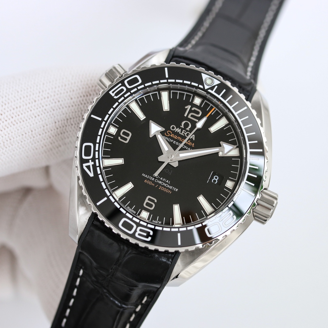 【18-22日にお届け】OMEGA   メンズ  腕時計   43MM