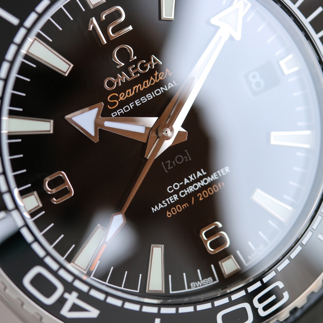 【18-22日にお届け】OMEGA   メンズ  腕時計   43MM
