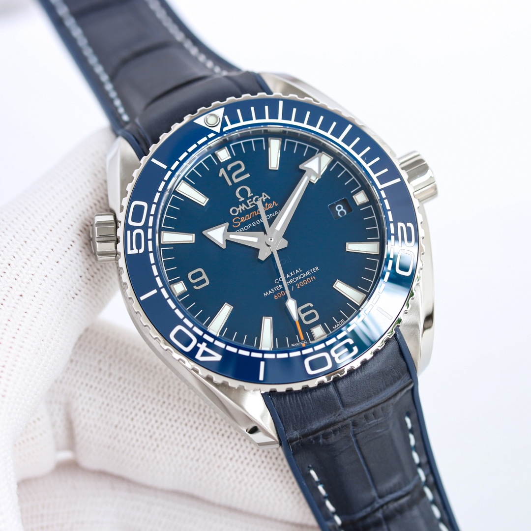 【18-22日にお届け】OMEGA   メンズ  腕時計   43MM
