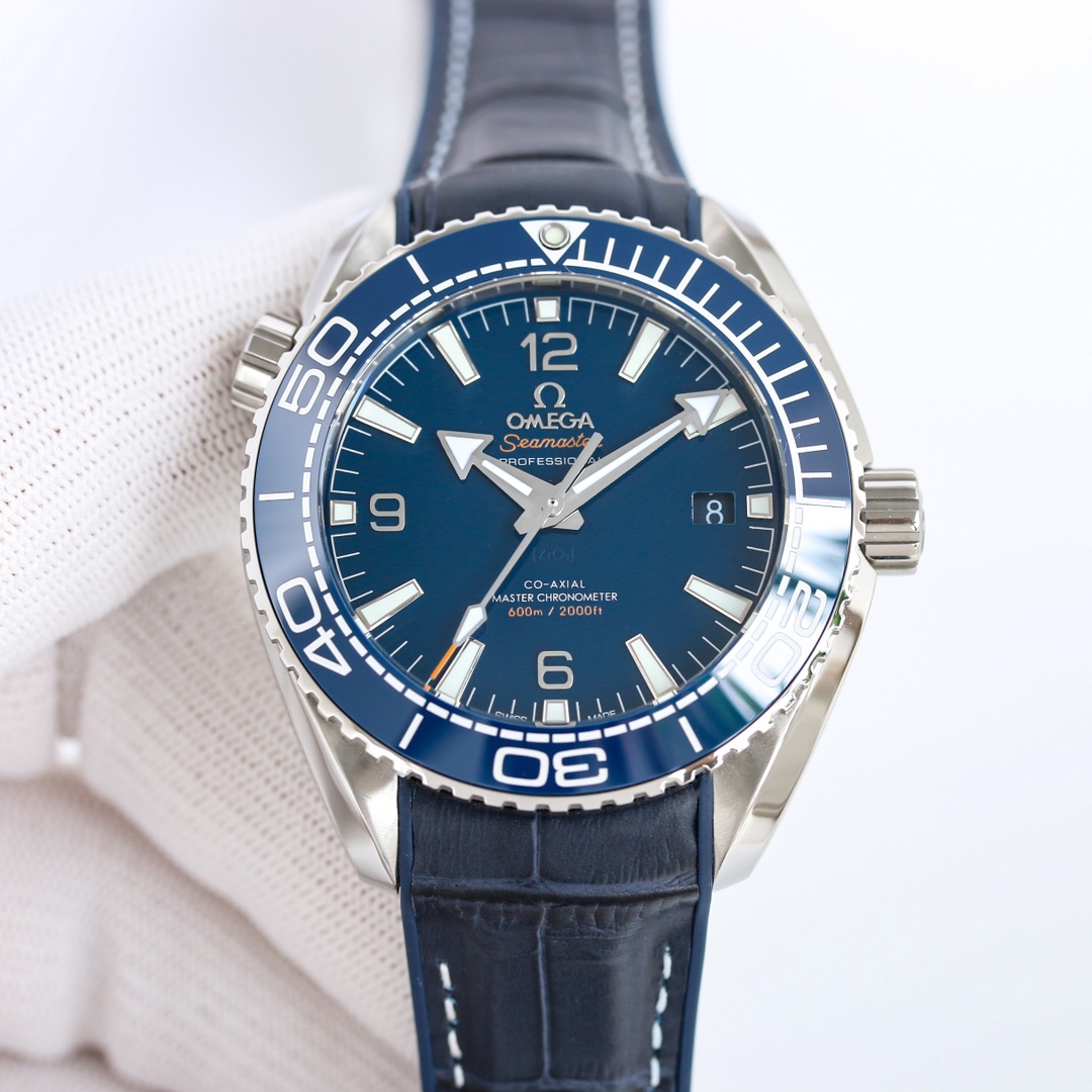 【18-22日にお届け】OMEGA   メンズ  腕時計   43MM