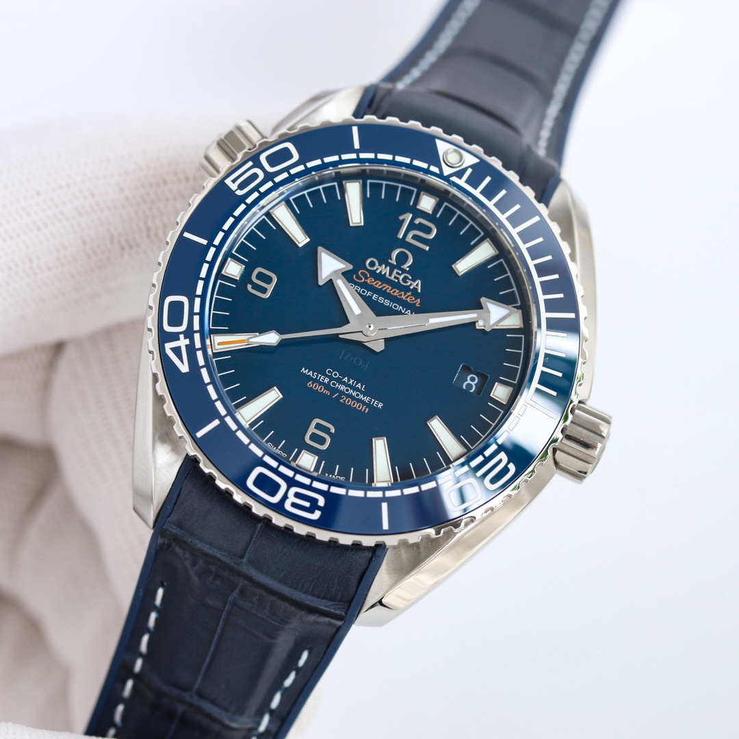 【18-22日にお届け】OMEGA   メンズ  腕時計   43MM