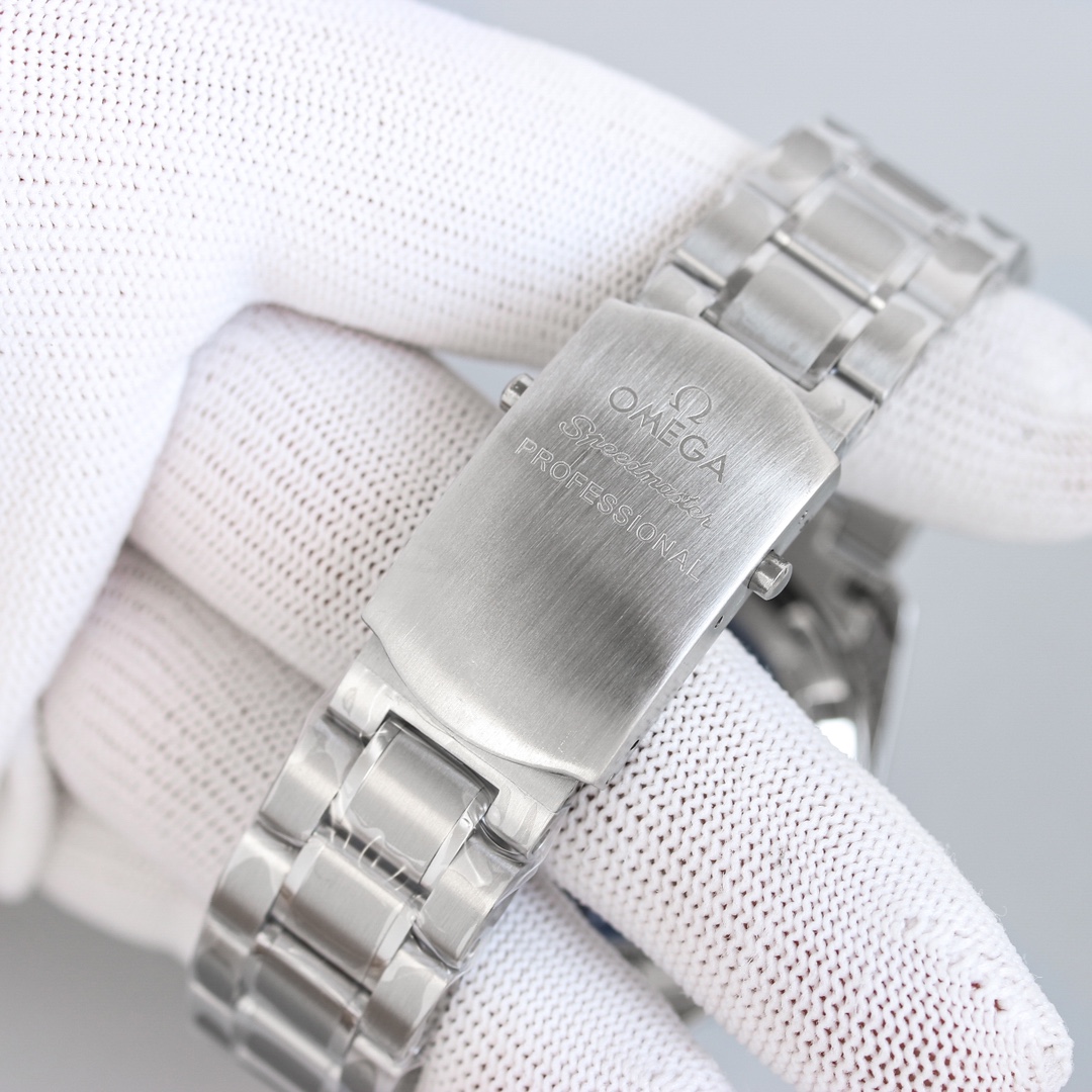 【18-22日にお届け】OMEGA   メンズ  腕時計  42MM
