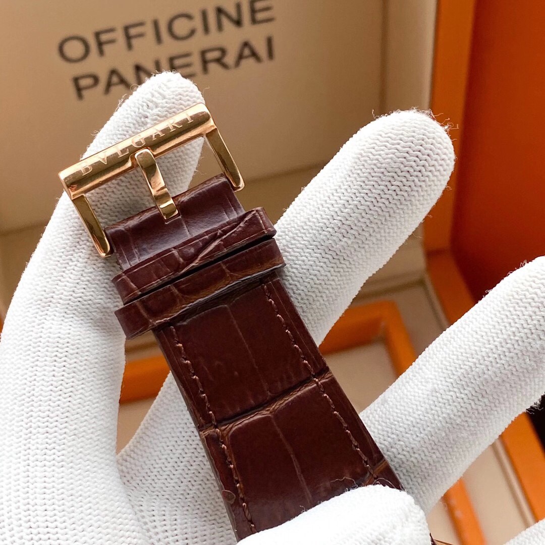 【18-22日にお届け】BVLGARI メンズ 腕時計  42MM 