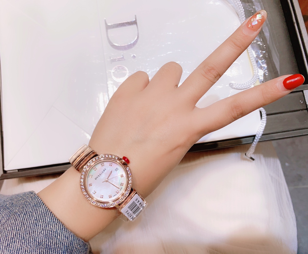 【18-22日にお届け】BVLGARI レディース 腕時計   28MM