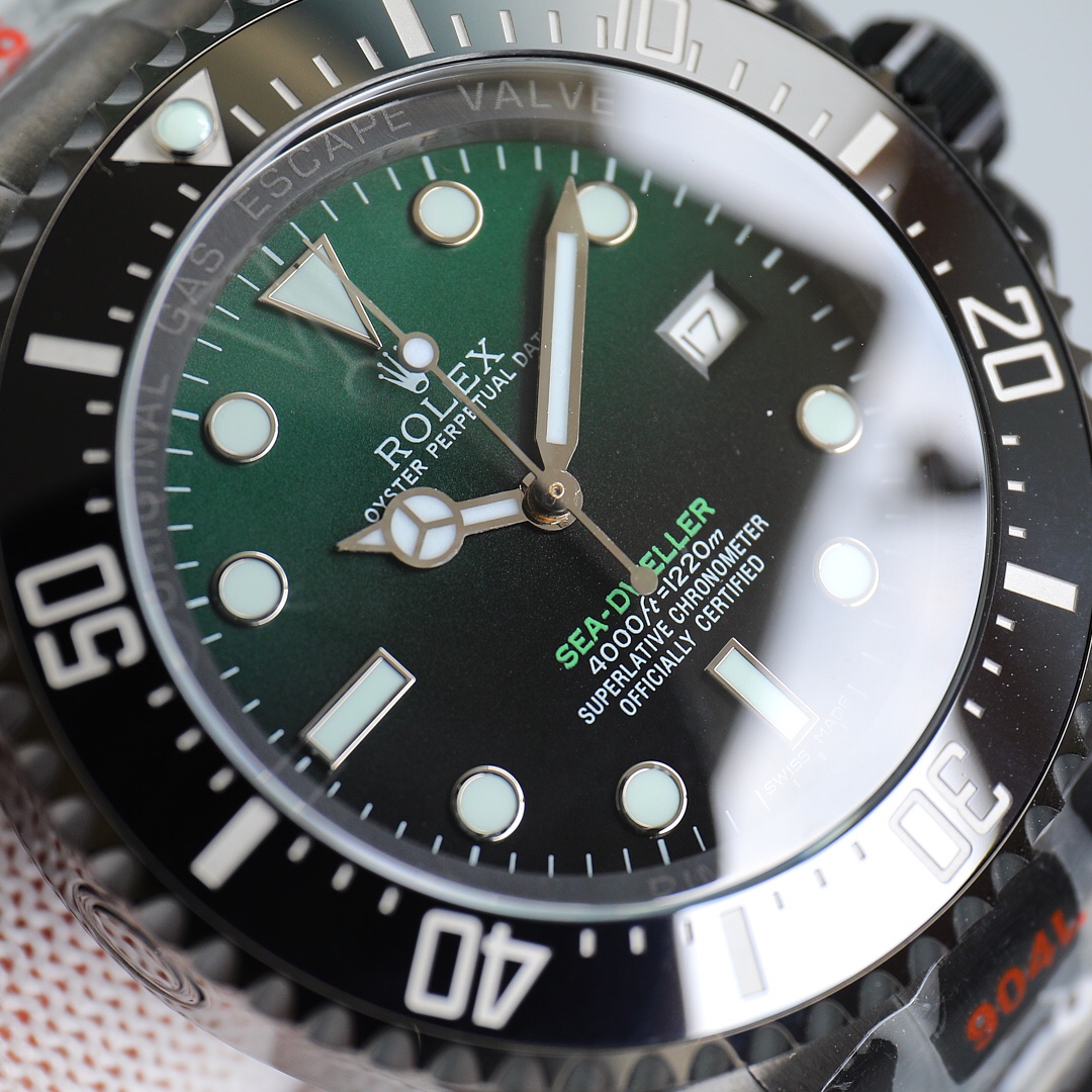 【18-22日にお届け】Rolex メンズ 腕時計 サブマリーナー 44MM 