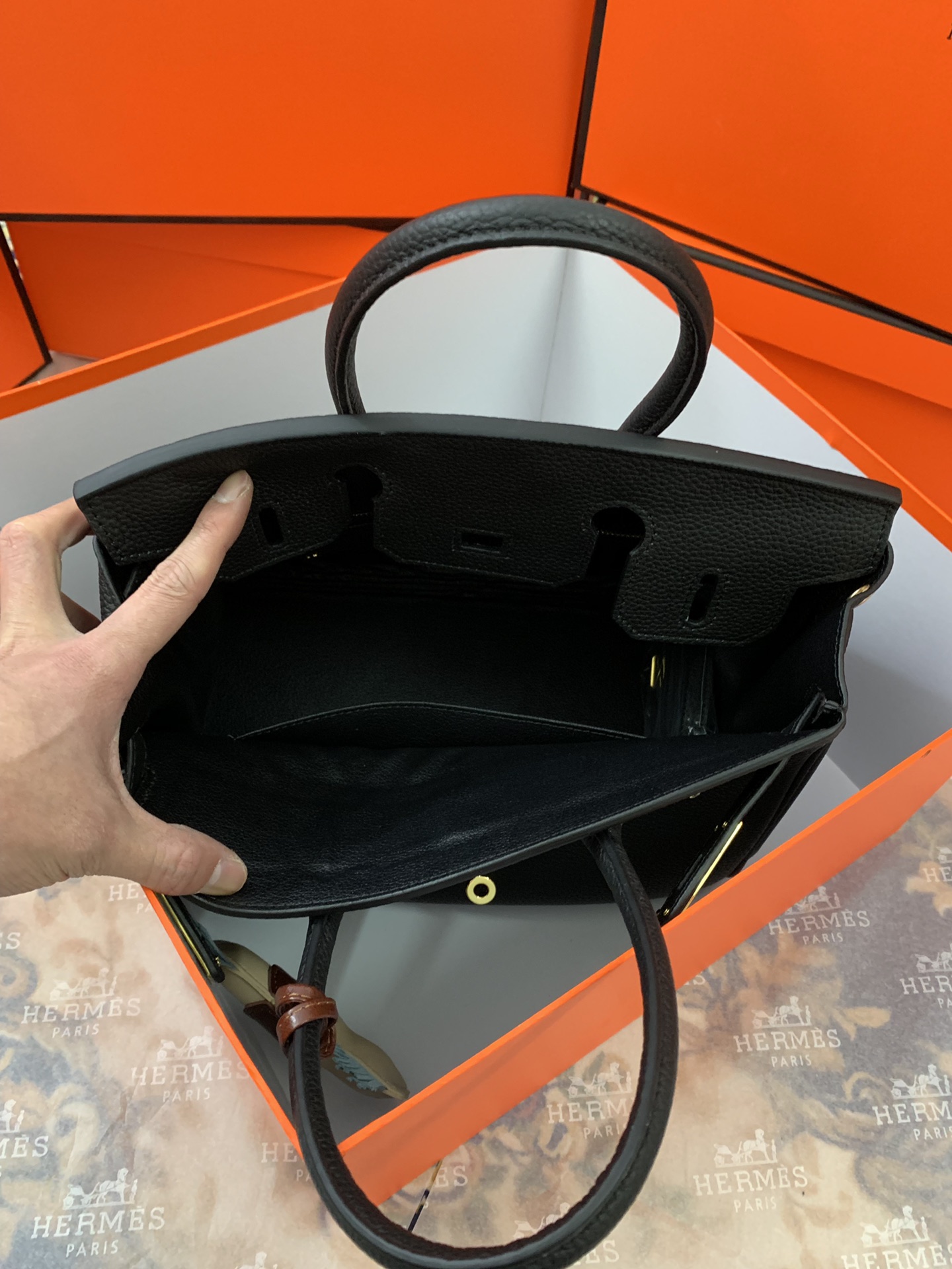 海外発送(10-15日にお届け)【HERMES レディース  バッグ  】birkin  25cm/30cm/35cm