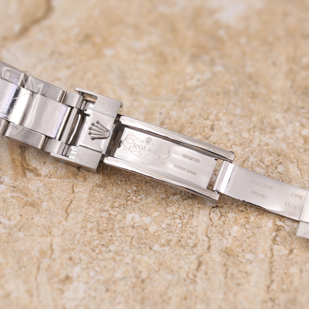 【18-22日にお届け】Rolex メンズ 腕時計 コスモグラフ デイトナ  40MM
