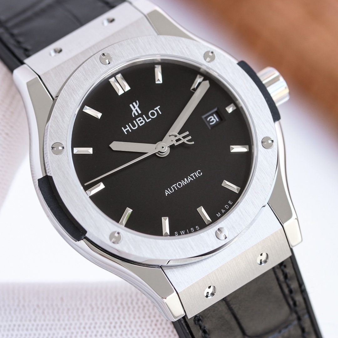 【20-25日間の輸送時間】【HUBLOT】42MM