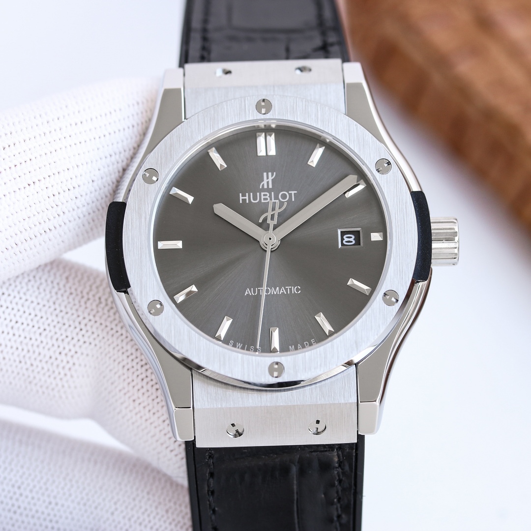 【20-25日間の輸送時間】【HUBLOT】42MM