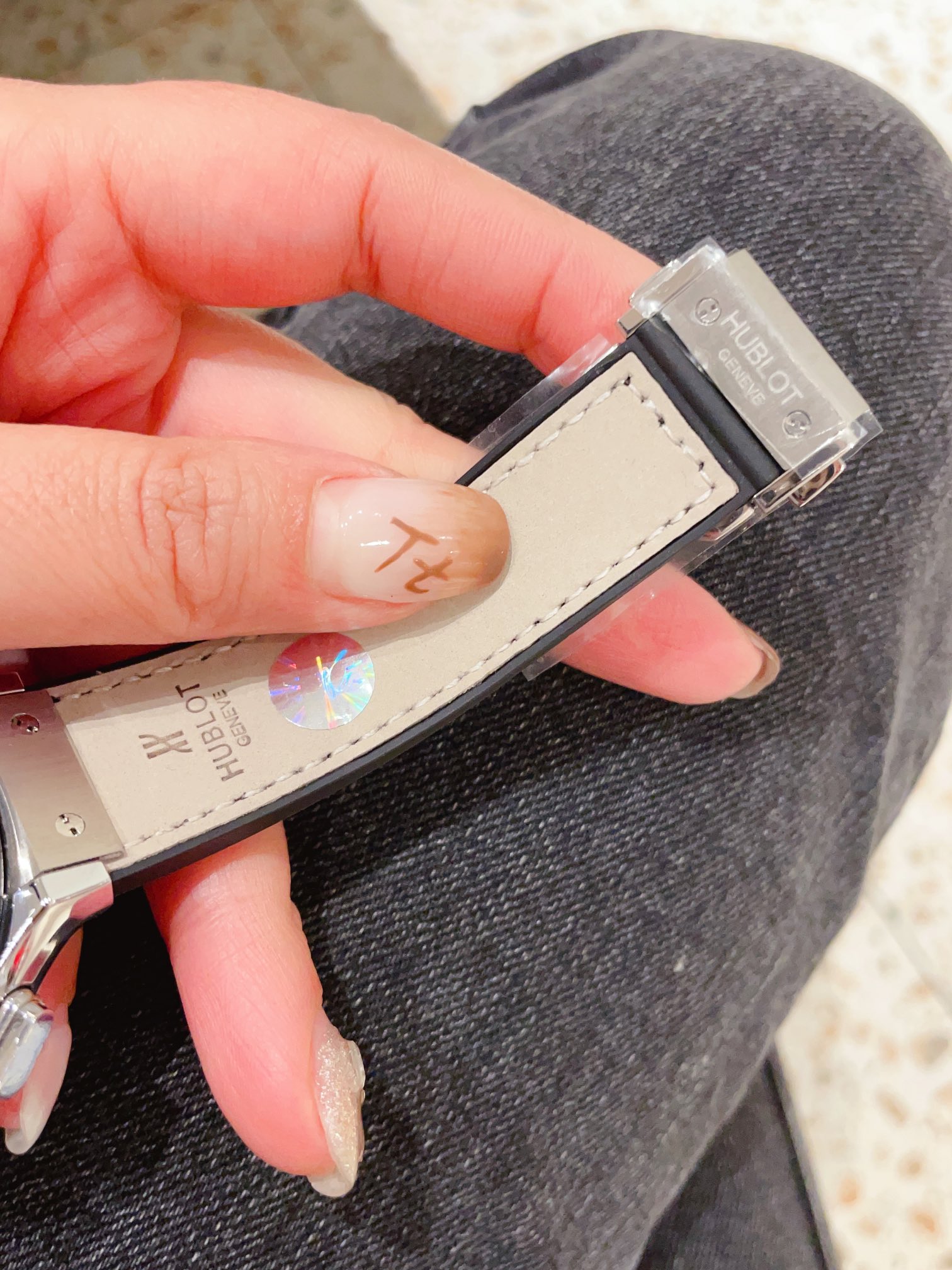 【20-25日間の輸送時間】【HUBLOT】38MM