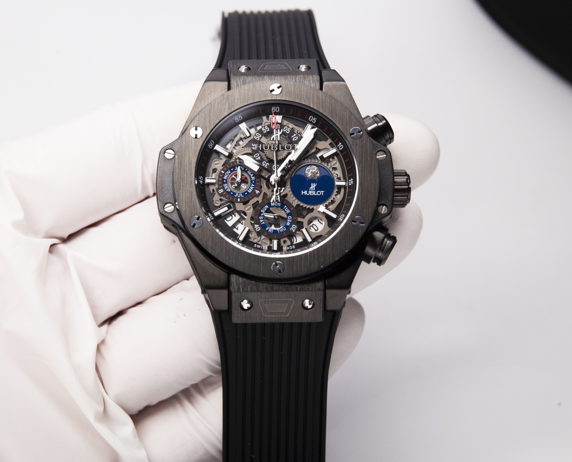 【20-25日間の輸送時間】【HUBLOT】45MM