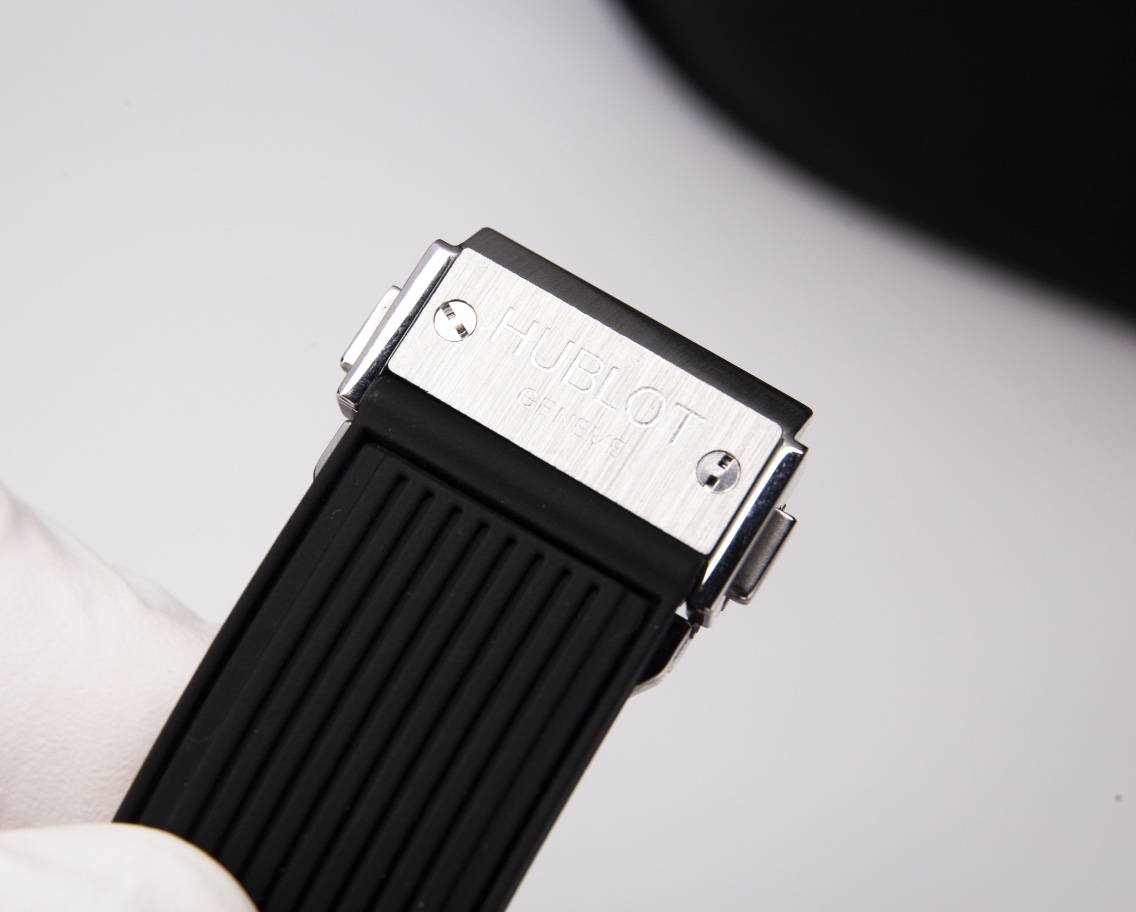 【20-25日間の輸送時間】【HUBLOT】45MM