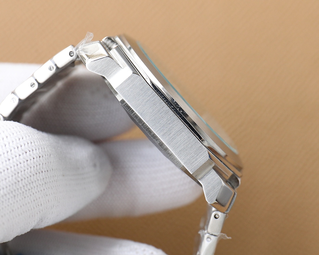 【12-15日にお届け】BVLGARI メンズ 腕時計  41MM 