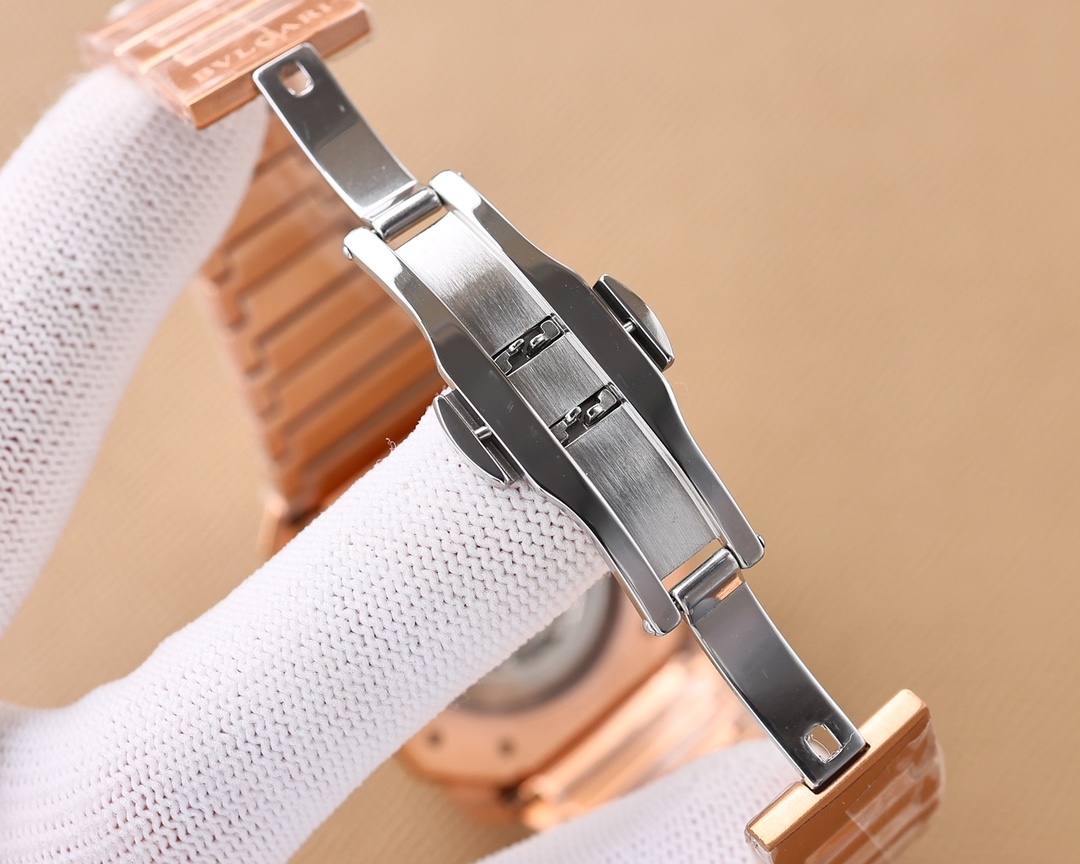 【12-15日にお届け】BVLGARI メンズ 腕時計  41MM  3色