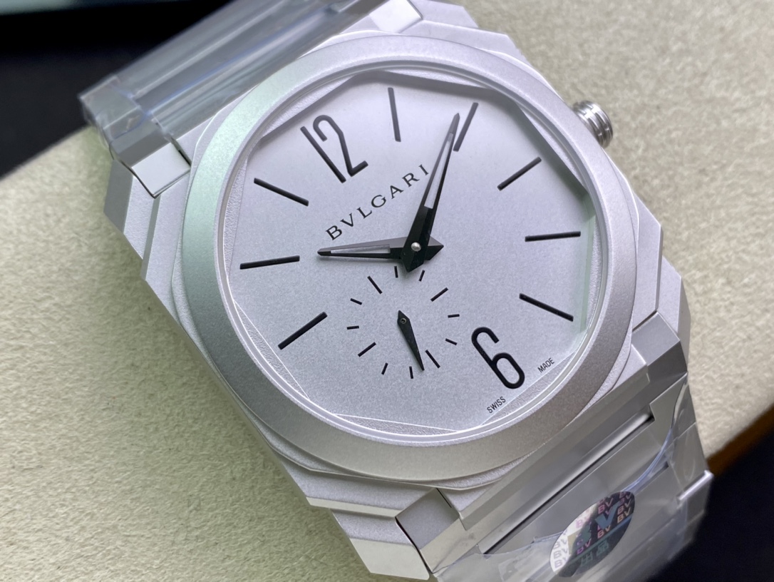 【12-15日にお届け】BVLGARI メンズ 腕時計  40MM 