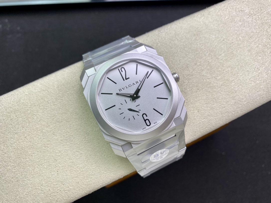 【12-15日にお届け】BVLGARI メンズ 腕時計  40MM 