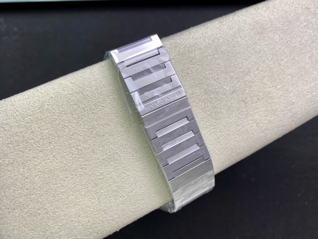 【12-15日にお届け】BVLGARI メンズ 腕時計  40MM 