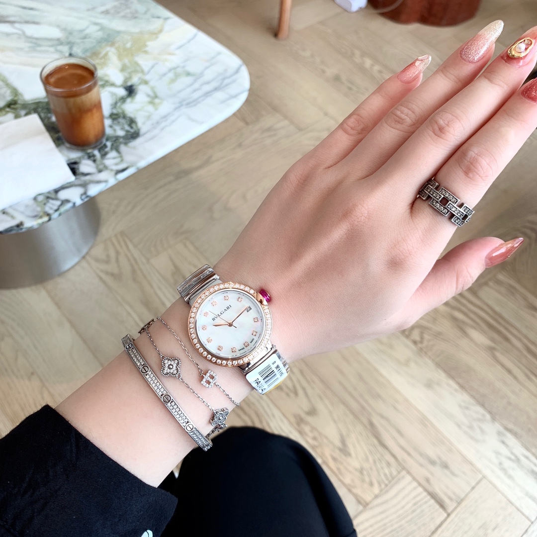 【12-15日にお届け】BVLGARI レディース  腕時計 33MM 