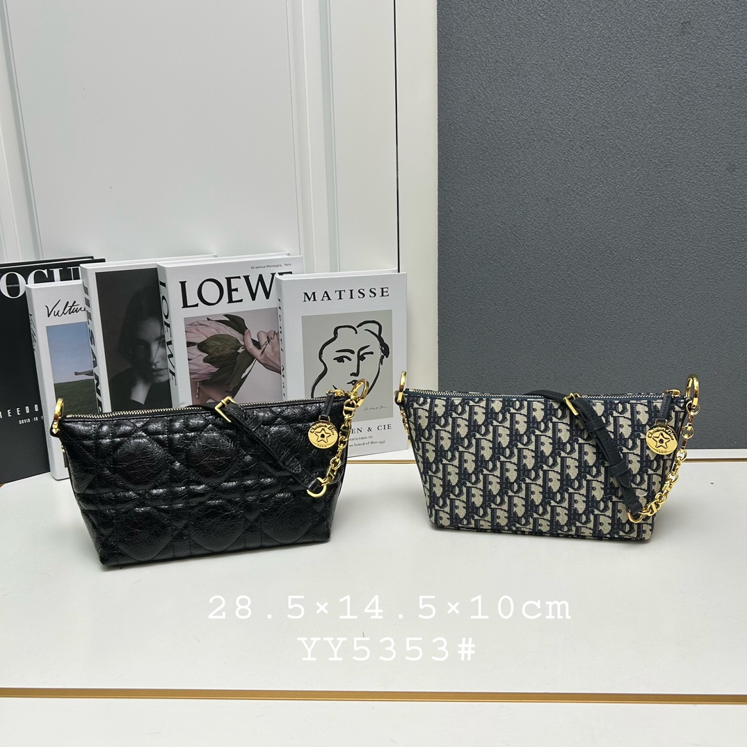 【DIOR】Diorstar Hobo 28.5×14.5×10cm