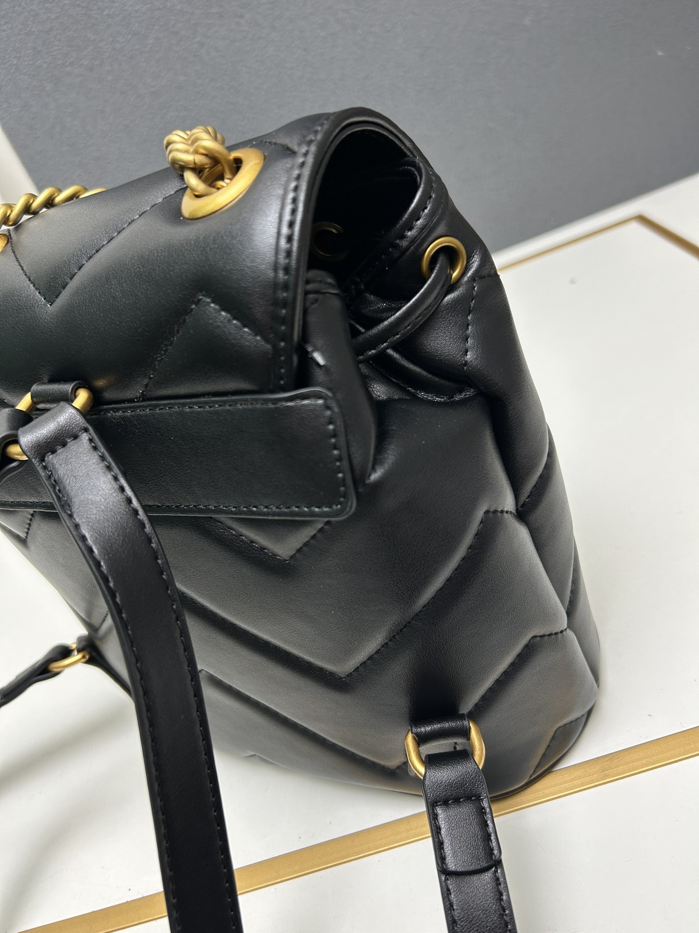 【GUCCI】GG Marmont 20*19*11CM