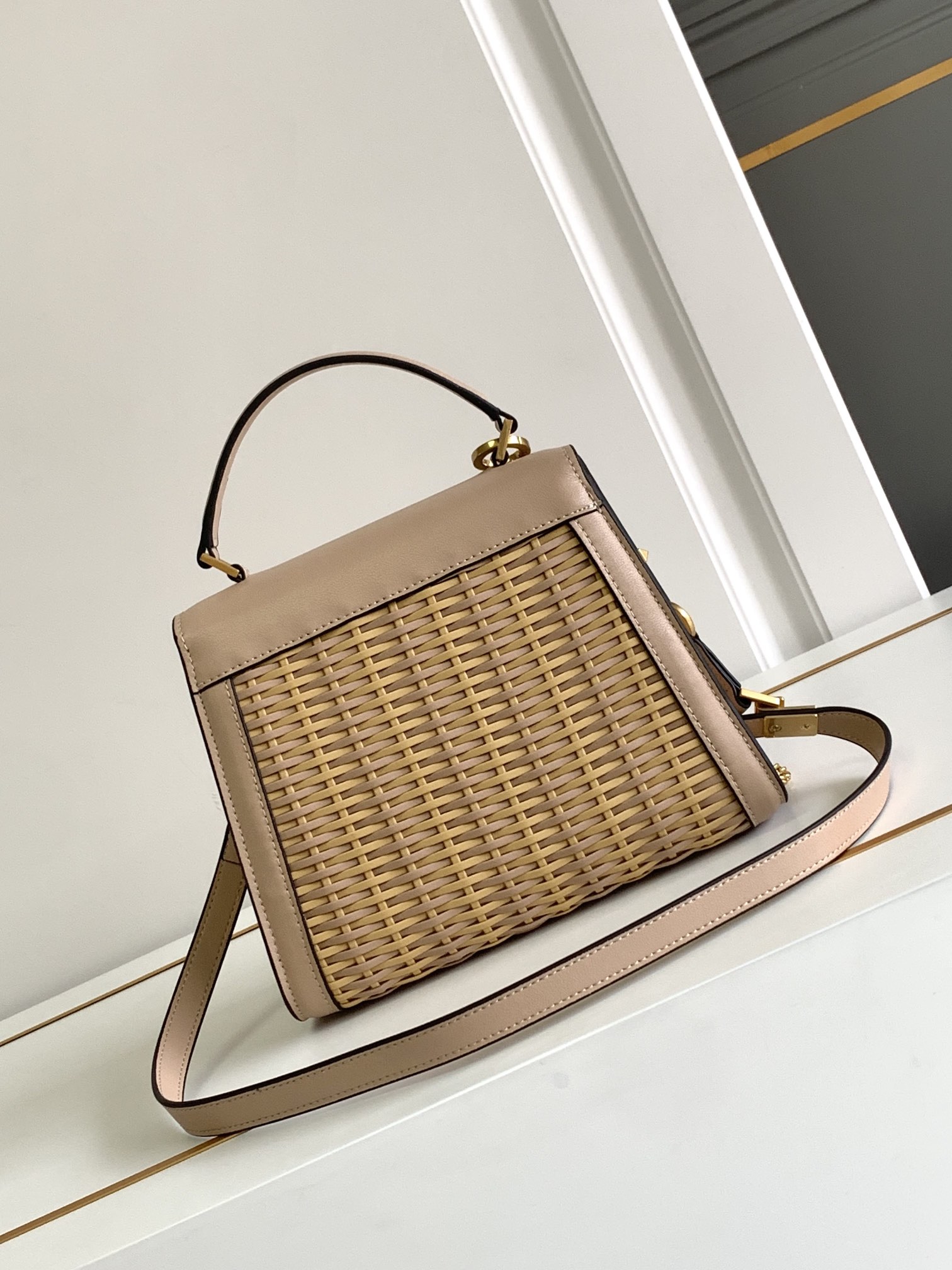 【Valentino】VSling  22*9*17CM