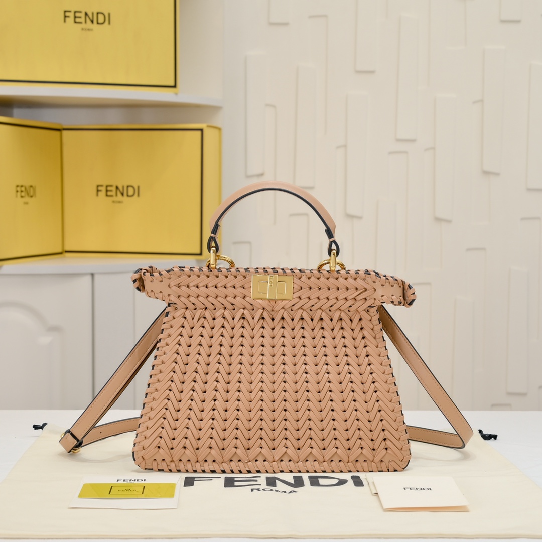【Fendi】BAGUETTE 27*15*6CM