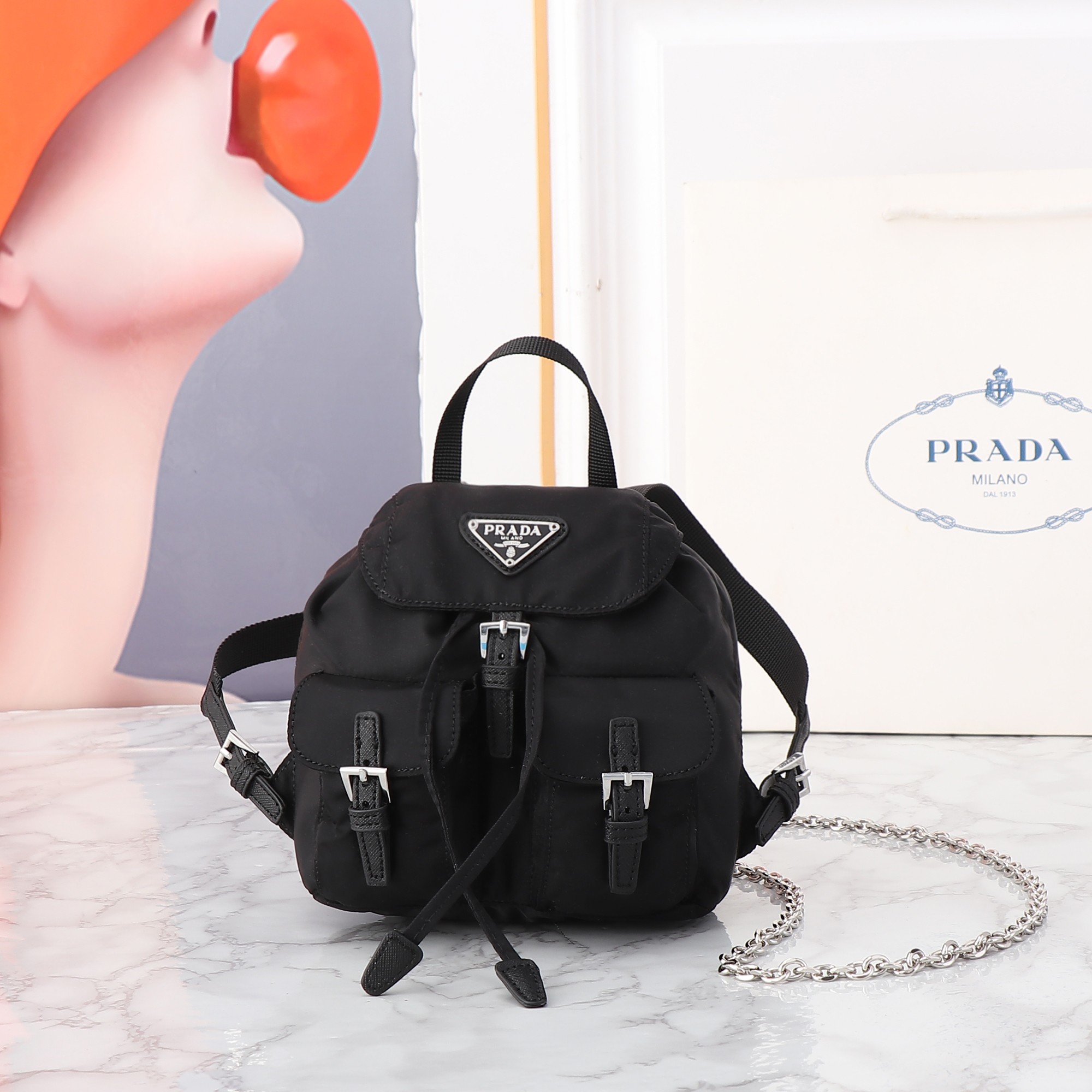 【PRADA】16*16*9cm