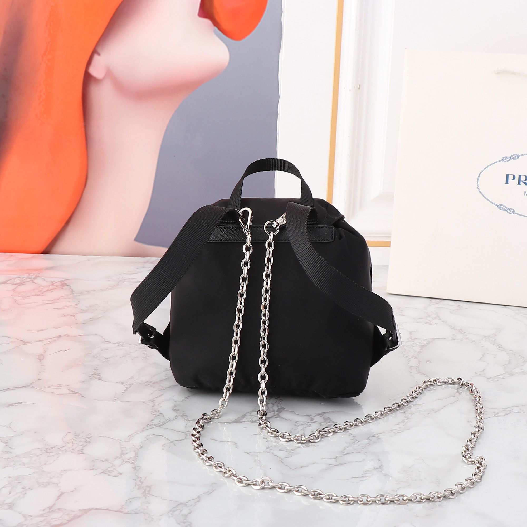 【PRADA】16*16*9cm