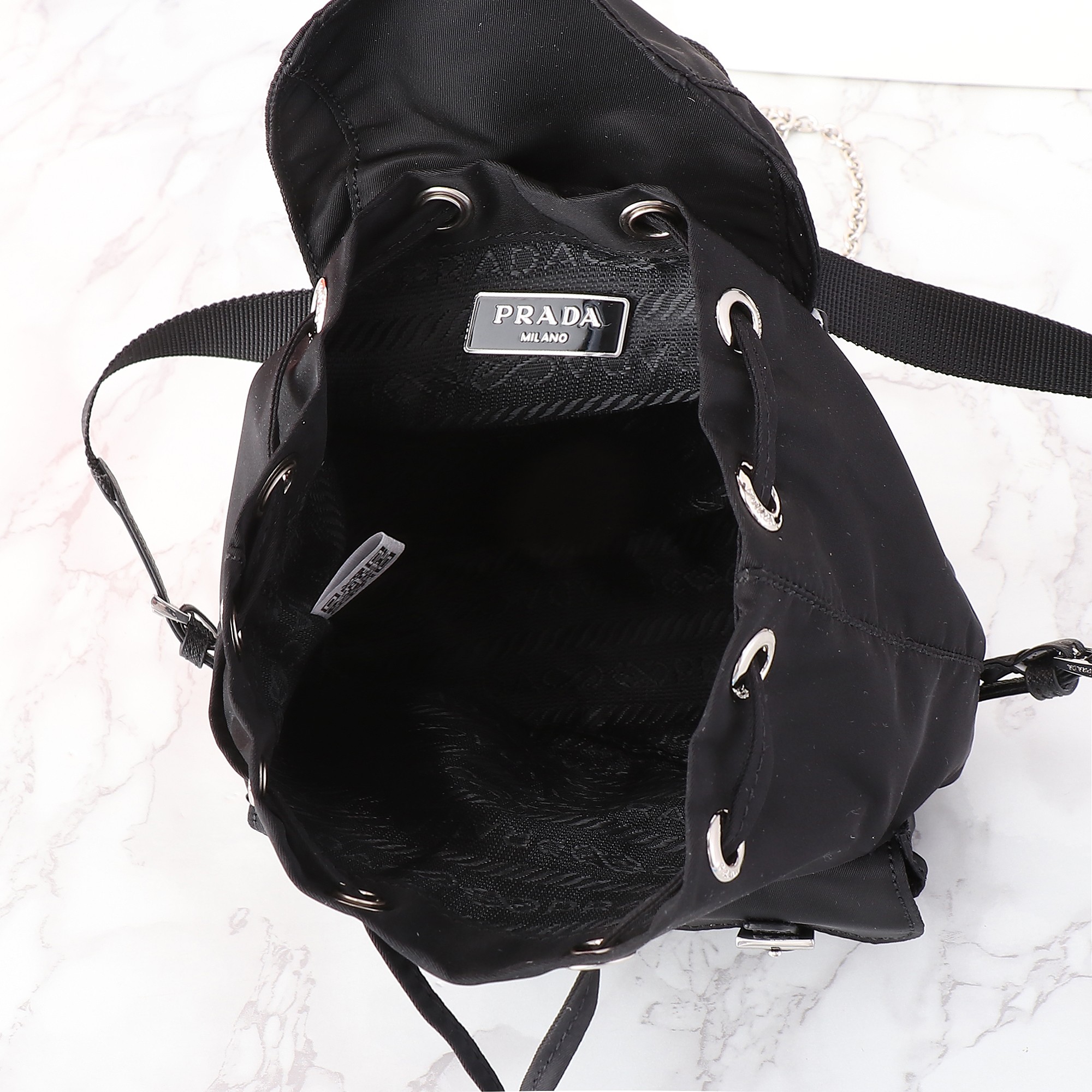 【PRADA】16*16*9cm