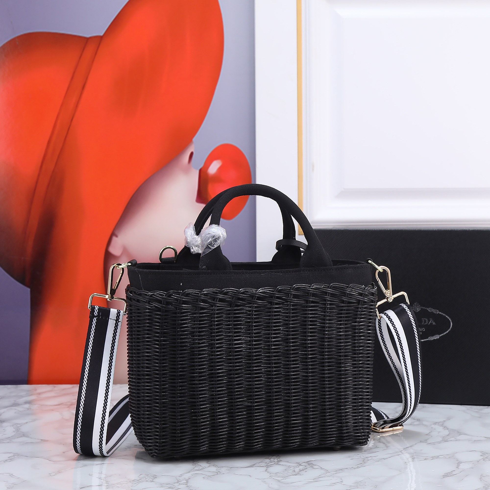 【PRADA】26*20*12CM