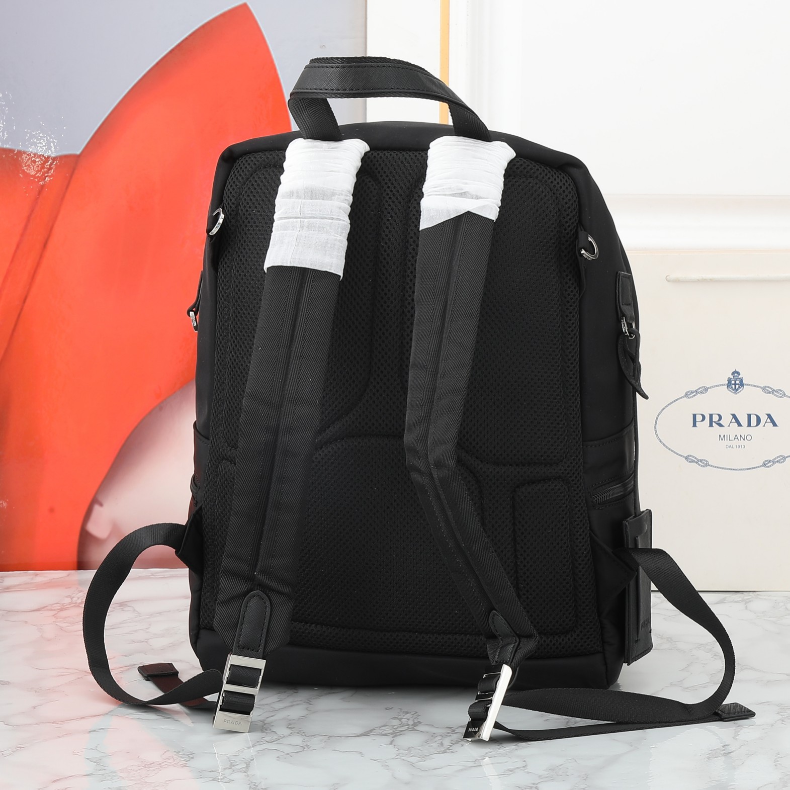 【PRADA】30×40×18cm
