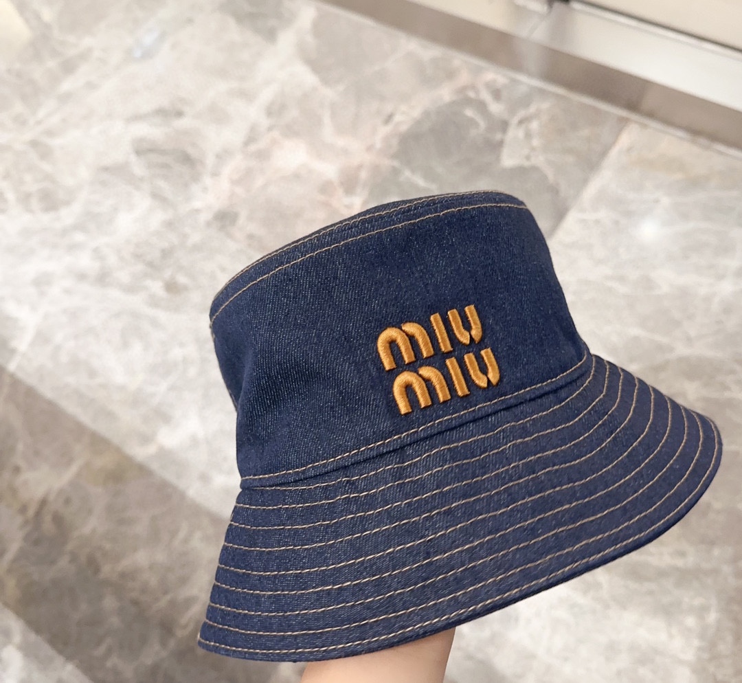 【ぼうし】 MIUMIU
