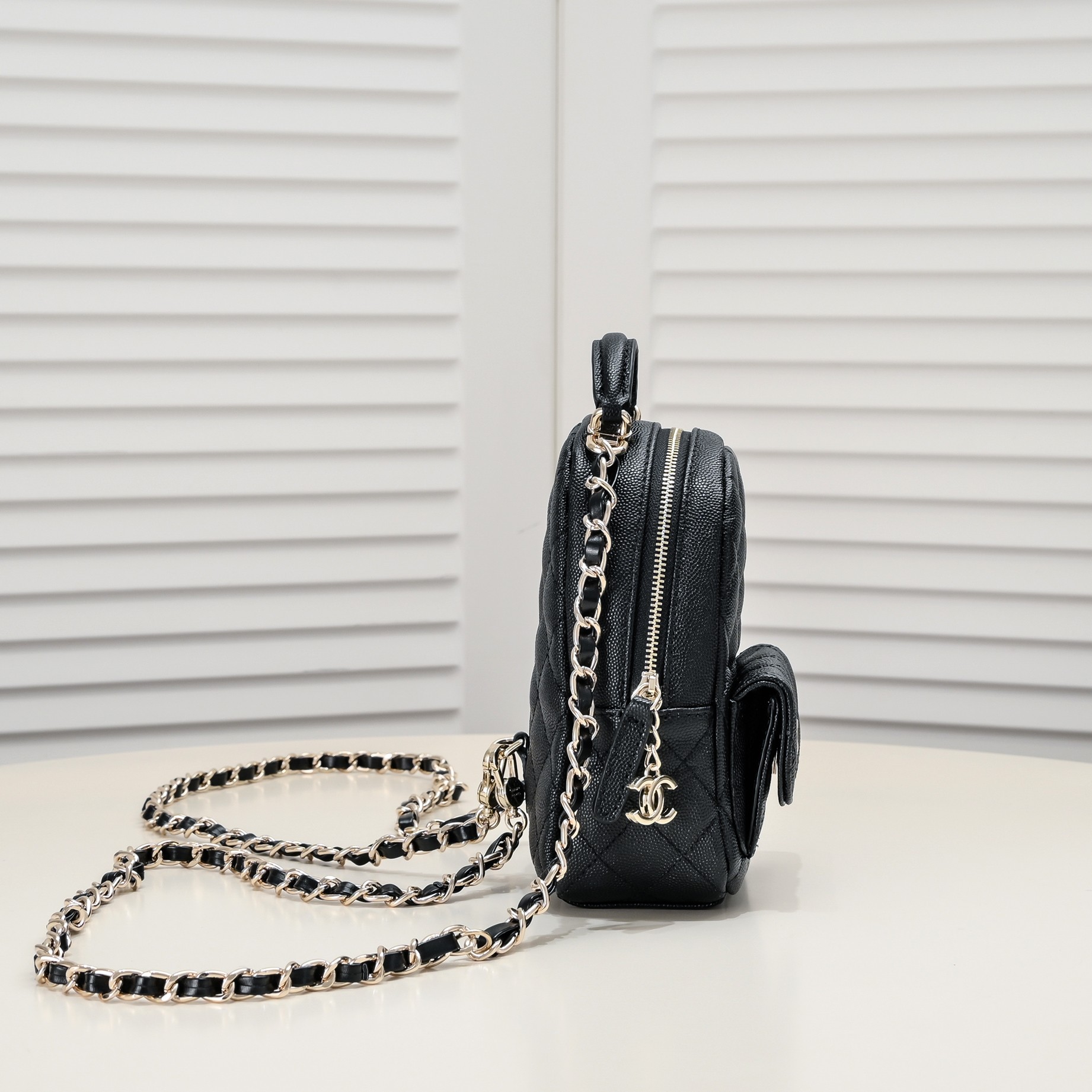 【シャネル】12.5*19*7cm