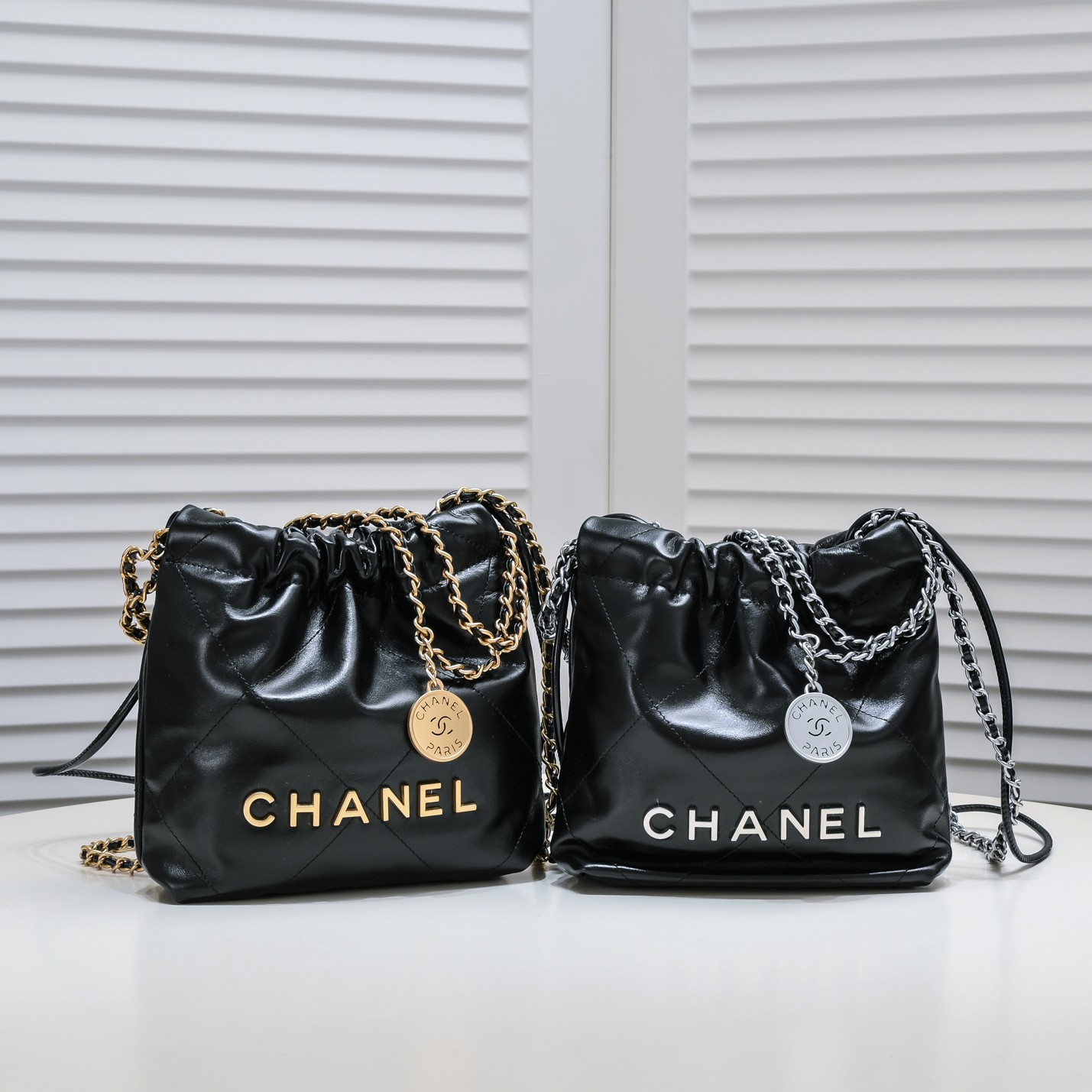 【シャネル】22bag 19-20-6cm