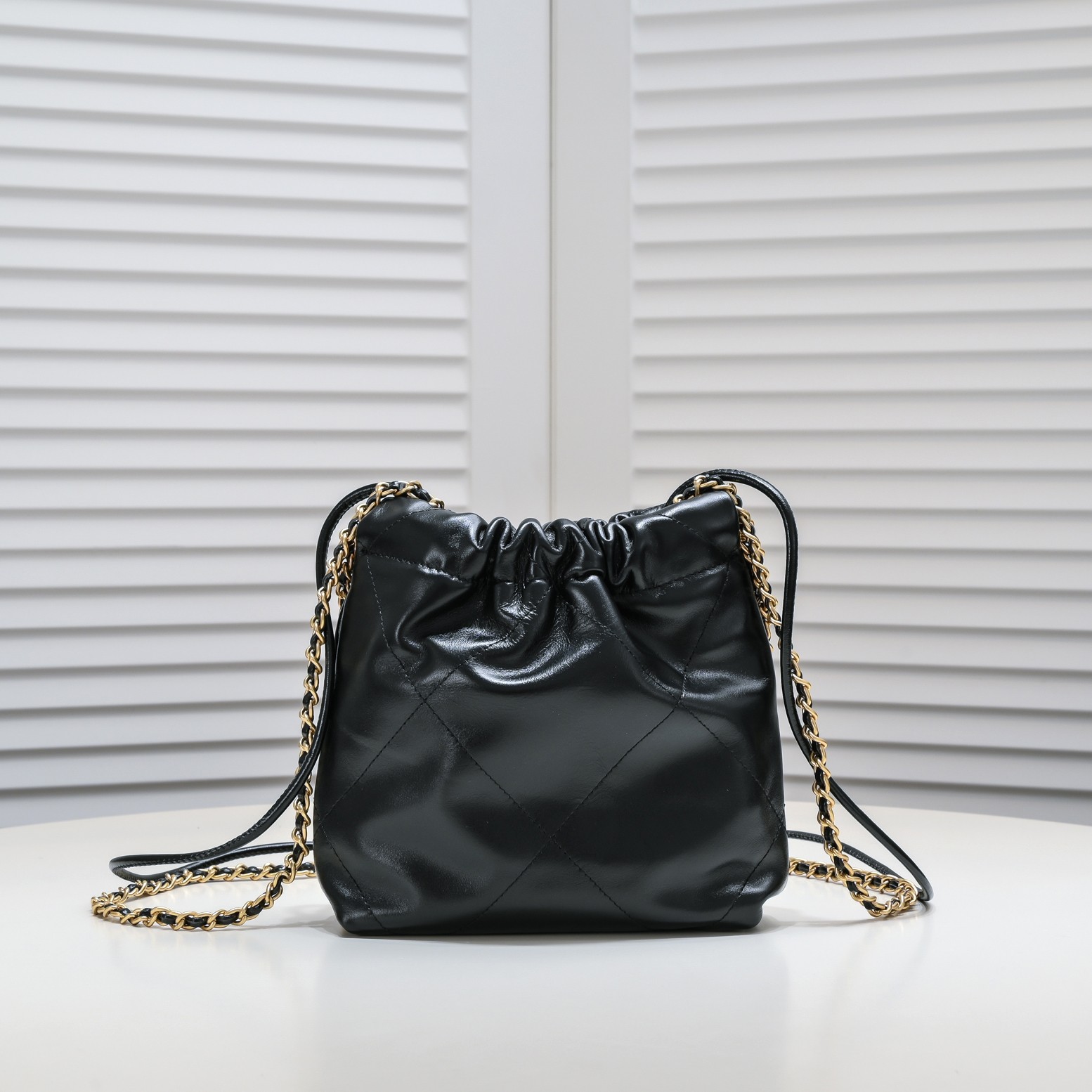 【シャネル】22bag 19-20-6cm