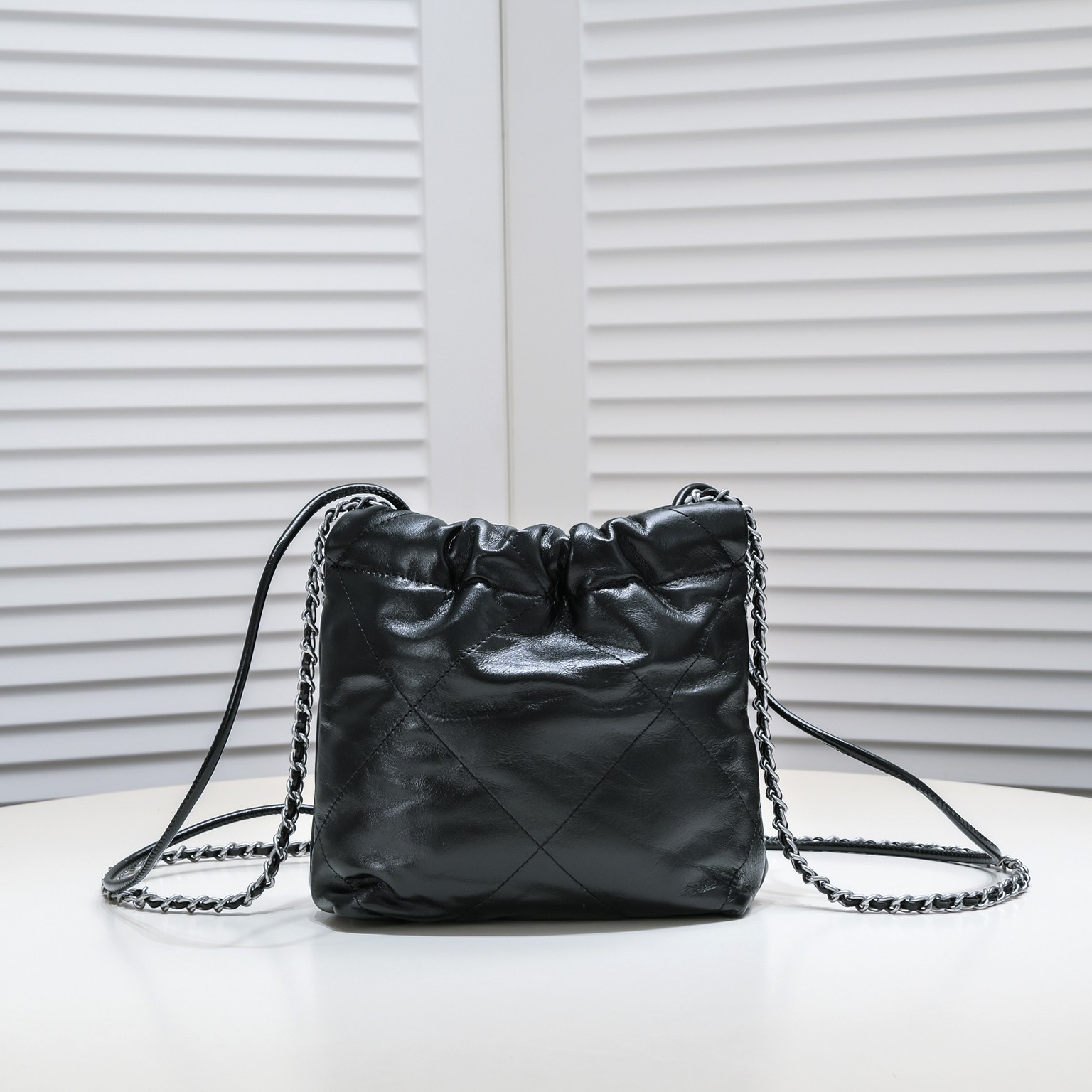 【シャネル】22bag 19-20-6cm