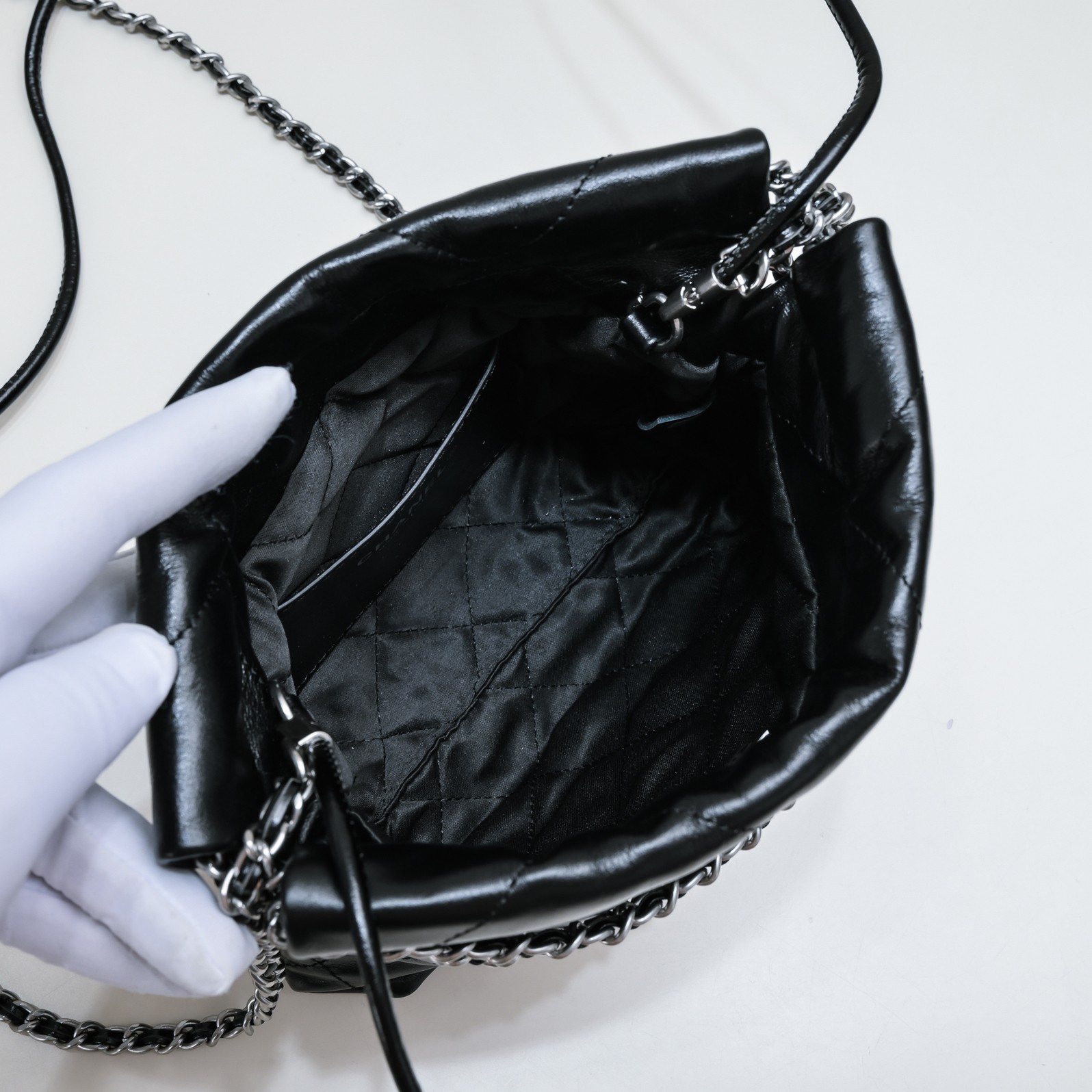 【シャネル】22bag 19-20-6cm