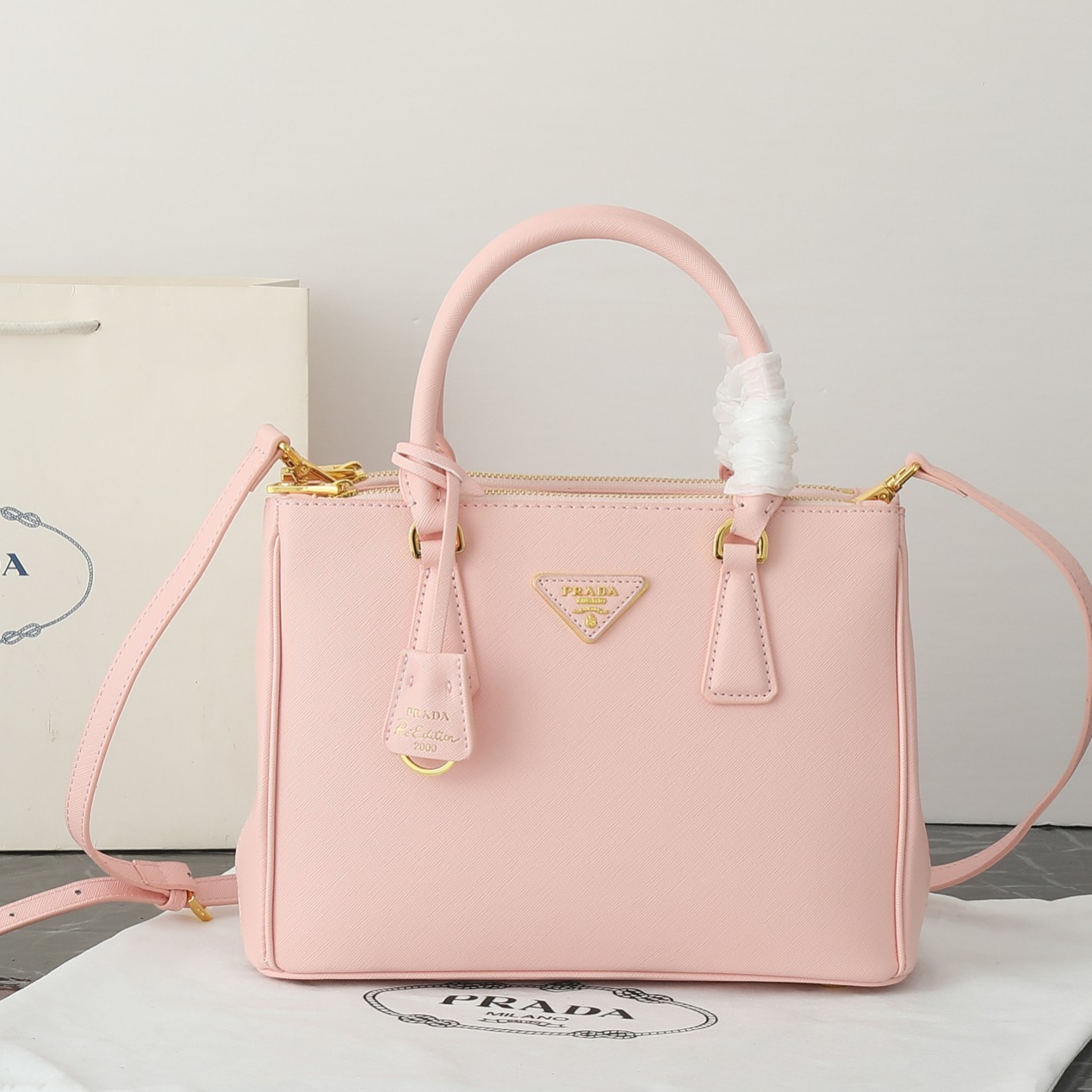 【PRADA】28×20×12cm