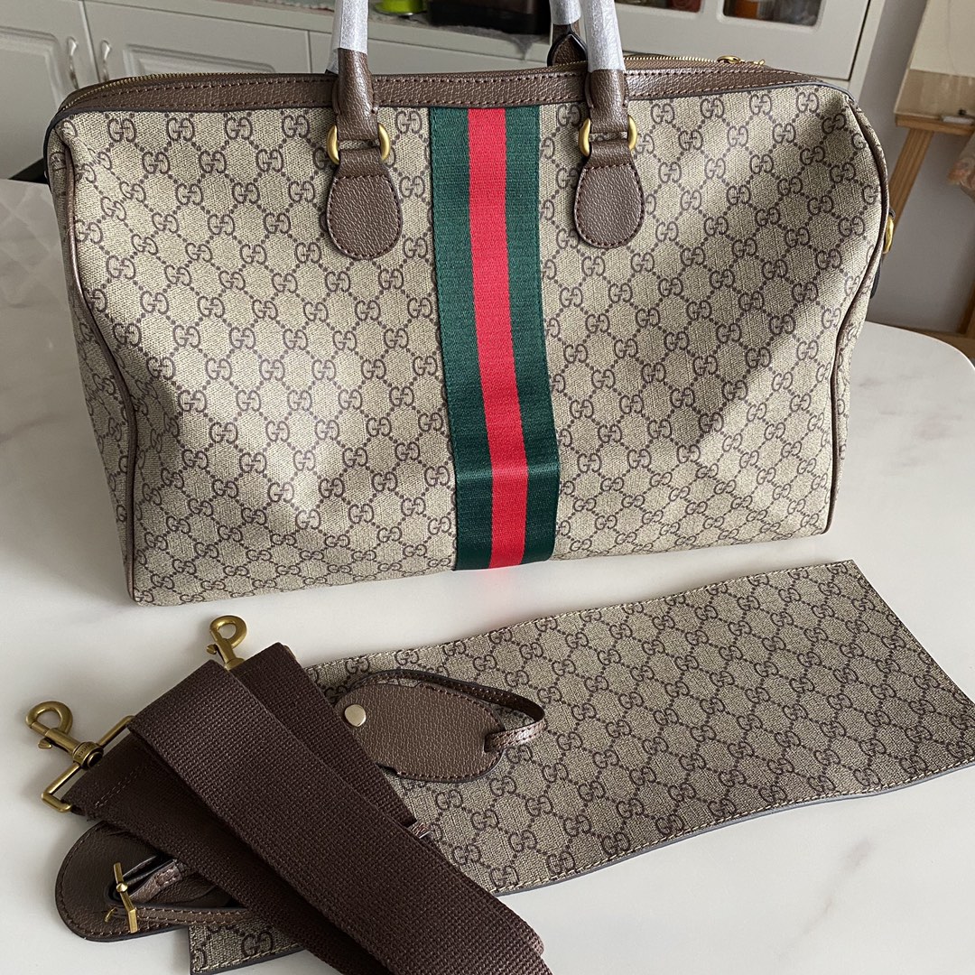 【GUCCI】44-27-24cm