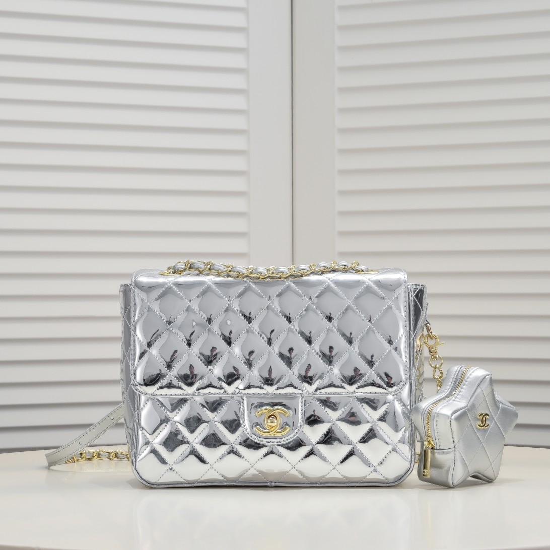 【シャネル】23*18*10CM