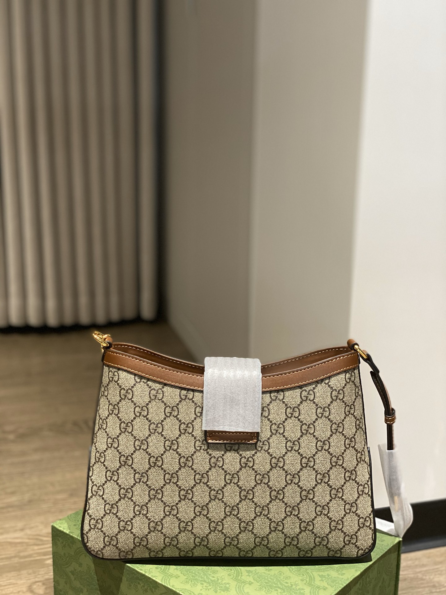 【GUCCI】padlock 28*23*5CM