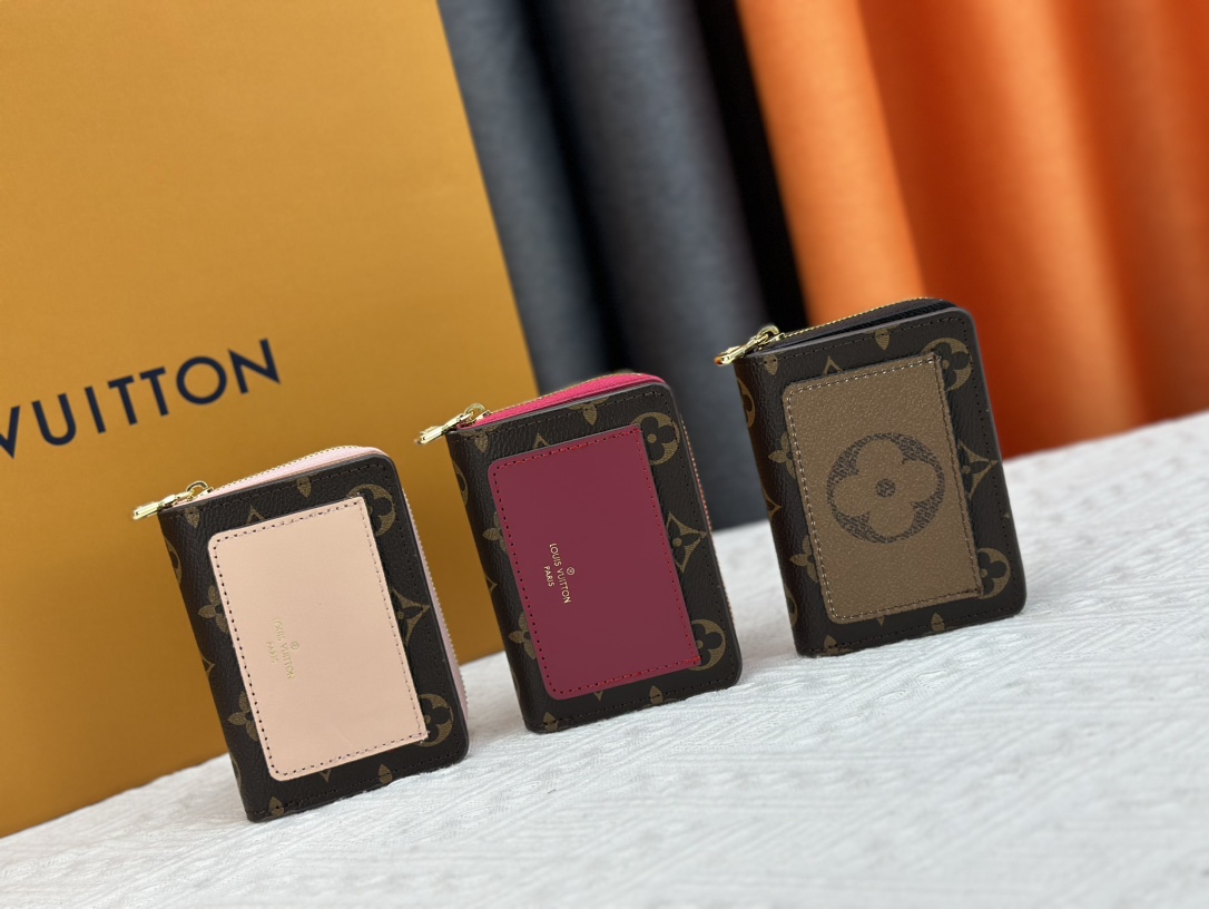 【LOUIS VUITTON】12 x 9 x 3.5CM