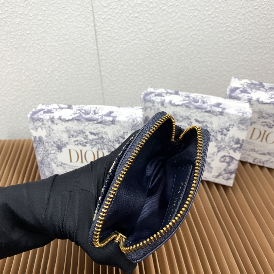 【DIOR 】11.5 x 9.5 x 2 CM