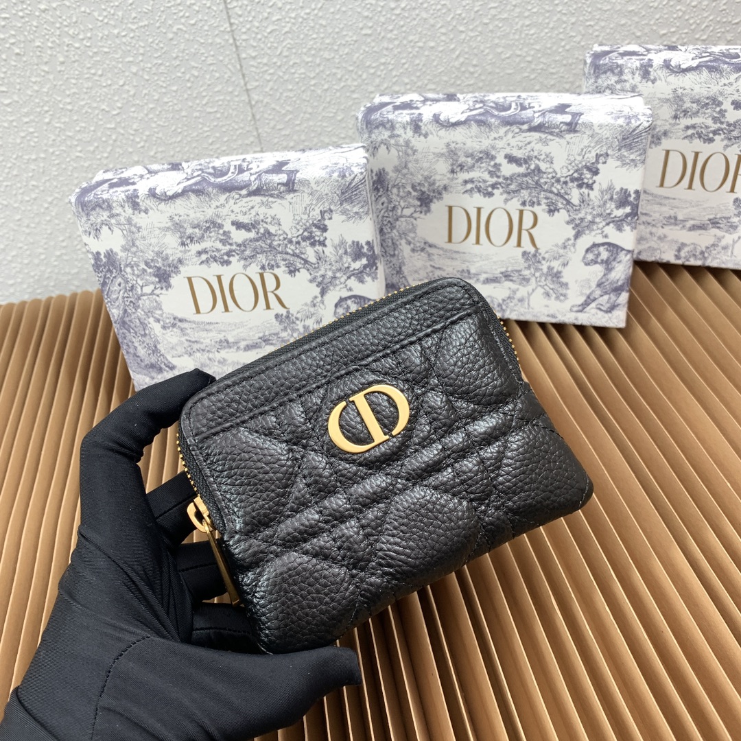 【DIOR 】11.5 x 9.5 x 2 CM
