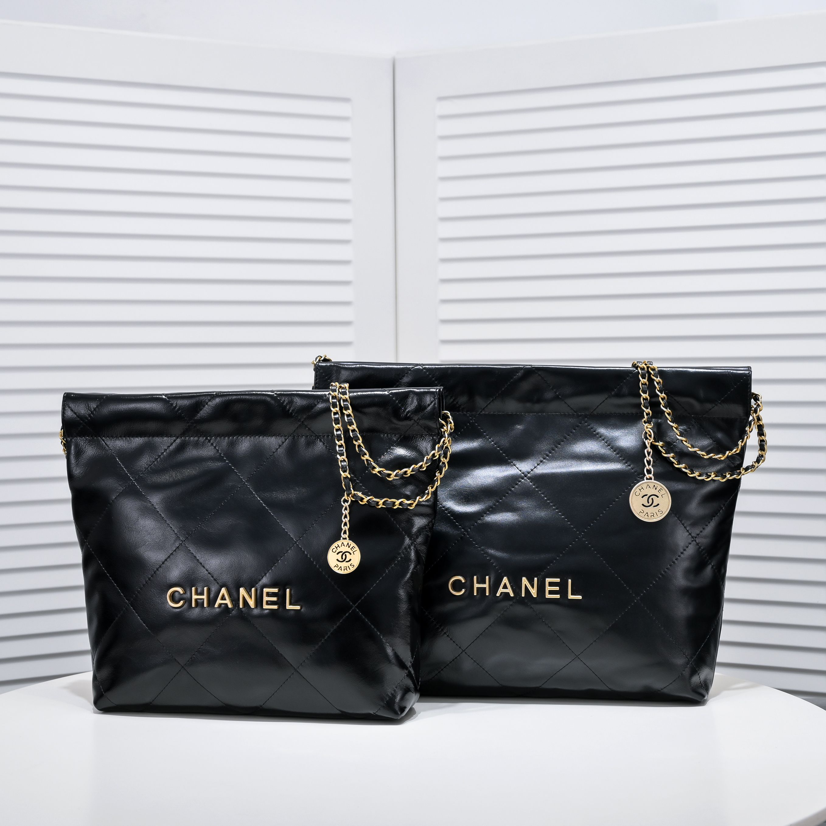 【シャネル】22 bag